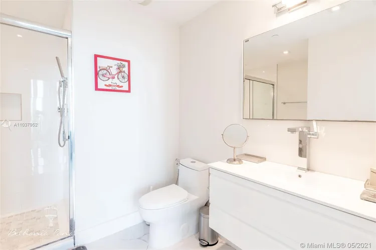 City 24 #1102 image #18