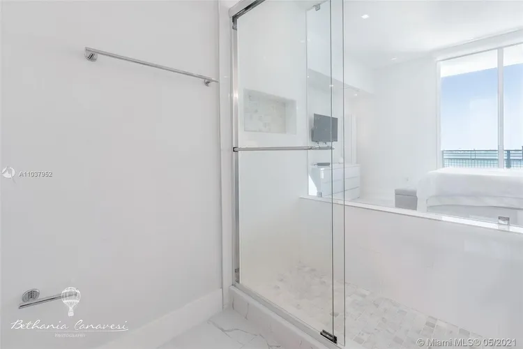 City 24 #1102 image #6