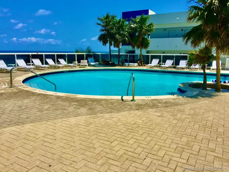 La Gorce #2802 image #12