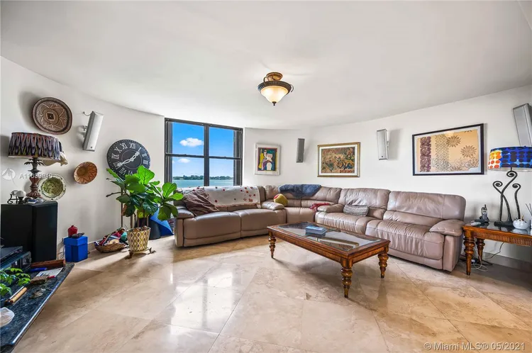 Cricket Club Miami #1503 image #17