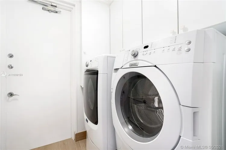 Venice Condo Deering Bay #128 image #17