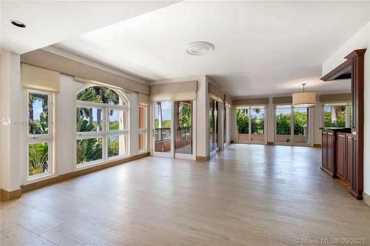 Venice Condo Deering Bay #128 image #8