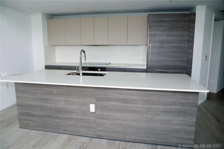 Hyde Midtown #PH3211 image #6