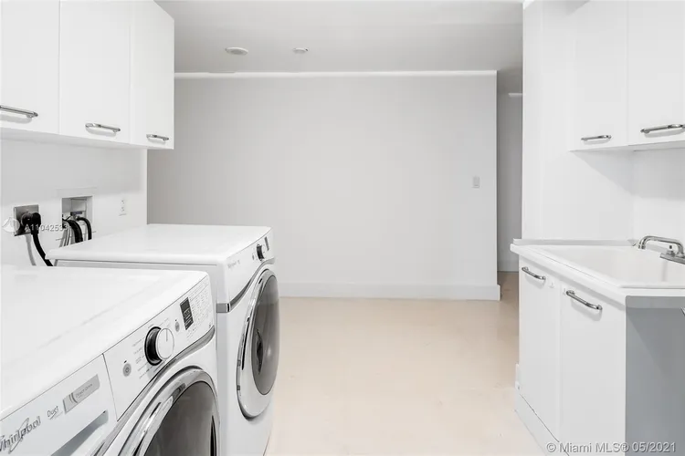 Jade Brickell #4411 image #32