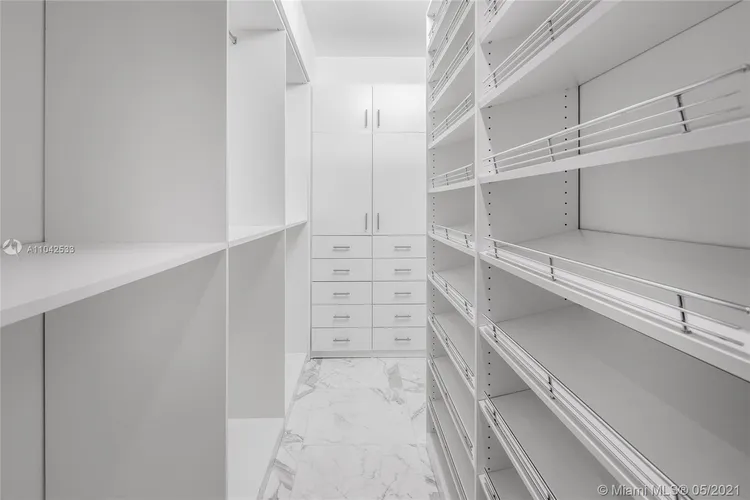 Jade Brickell #4411 image #33