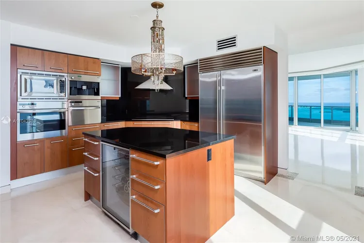 Jade Brickell #4411 image #8