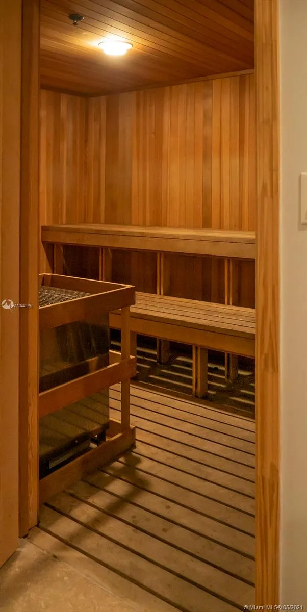 Solaris at Brickell #2304 image #11