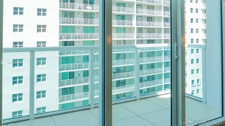 Solaris at Brickell #2304 image #13