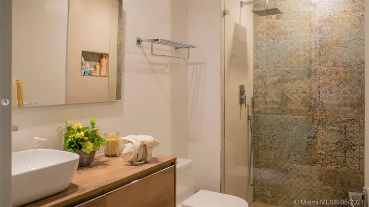 Solaris at Brickell #2304 image #21