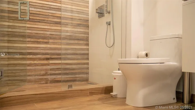 Solaris at Brickell #2304 image #22