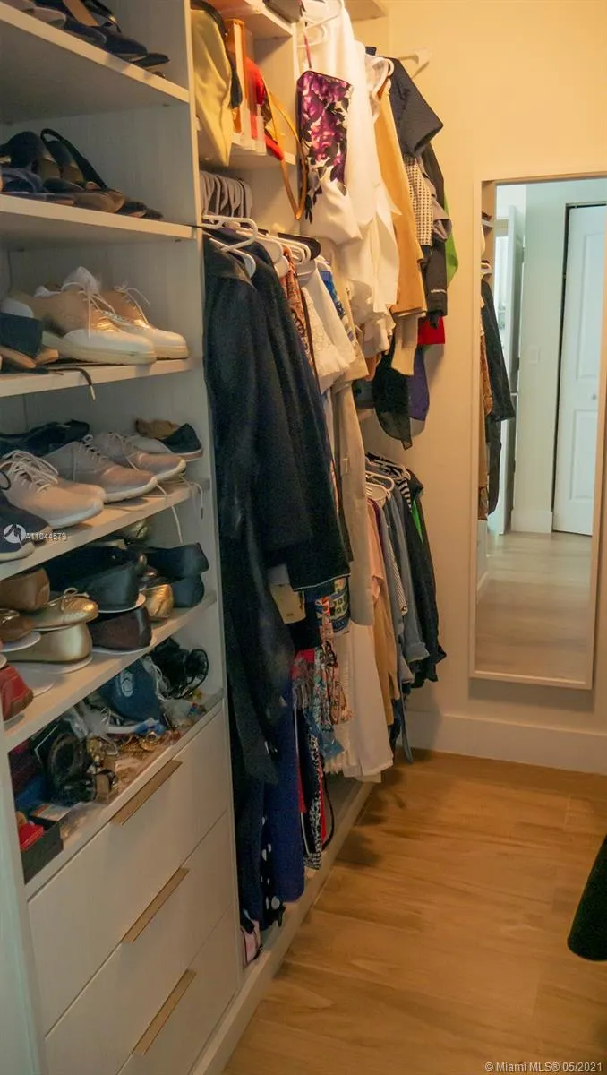 Solaris at Brickell #2304 image #25