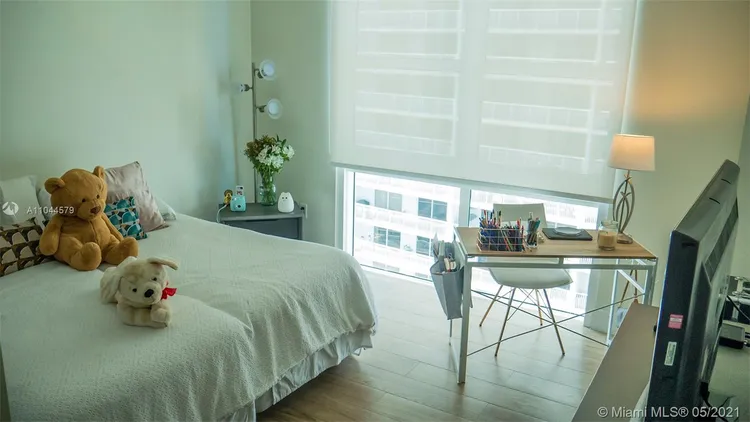 Solaris at Brickell #2304 image #28