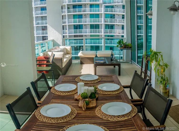 Solaris at Brickell #2304 image #42