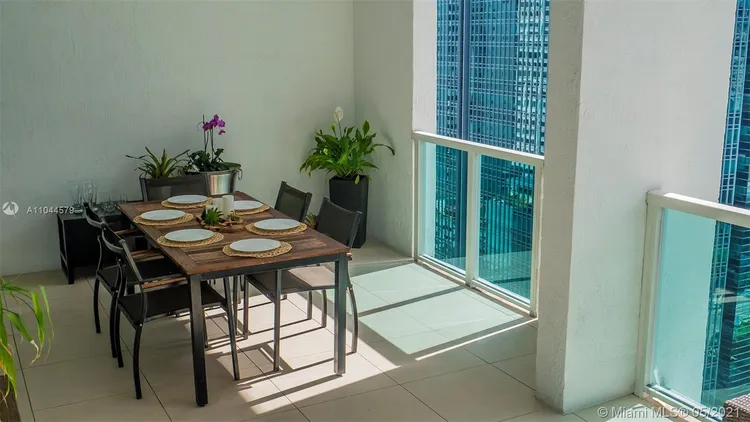 Solaris at Brickell #2304 image #46