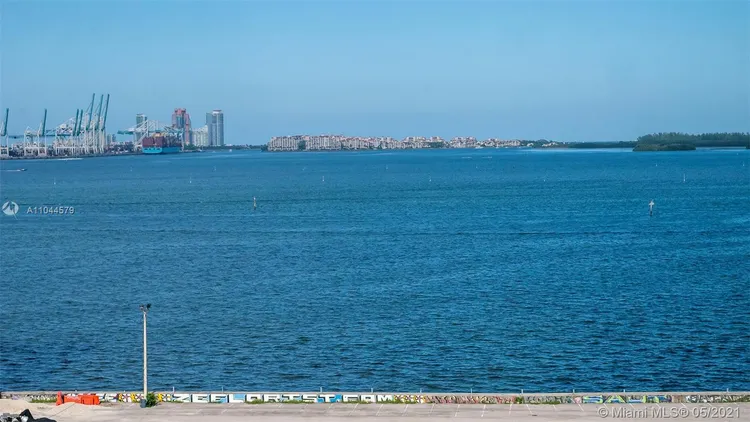 Solaris at Brickell #2304 image #68