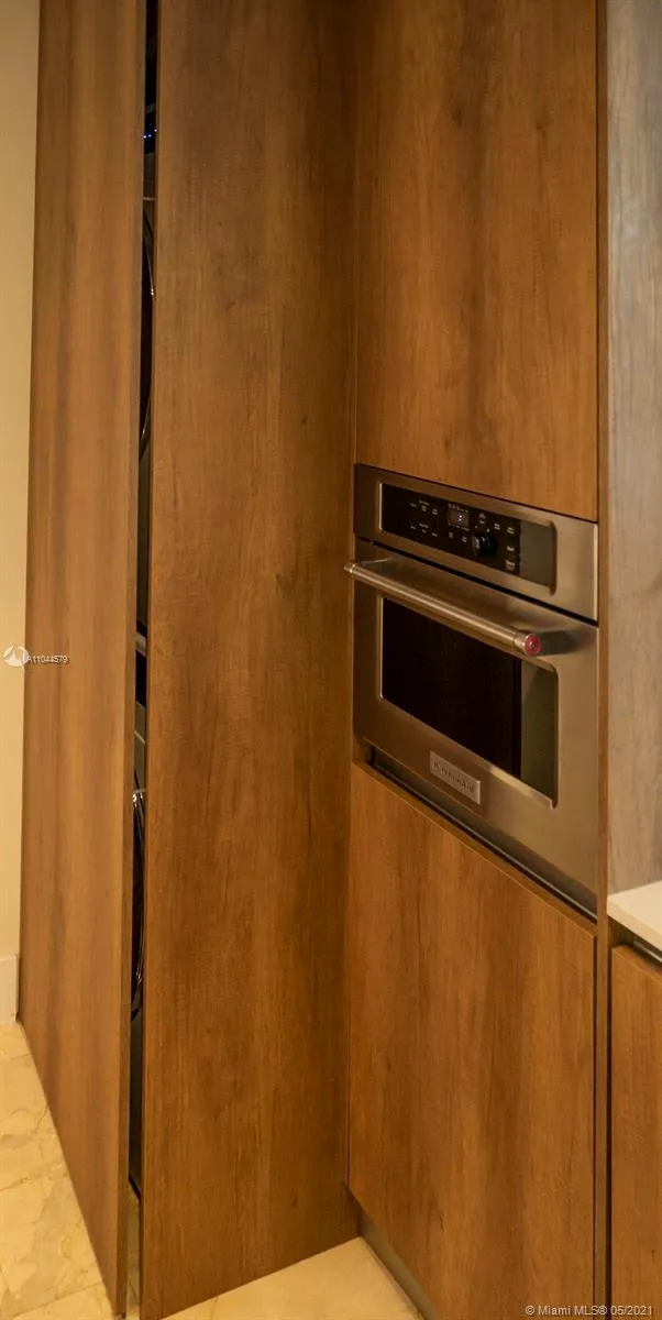 Solaris at Brickell #2304 image #6