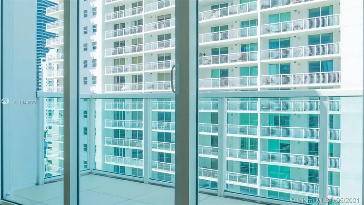 Solaris at Brickell #2304 image #8