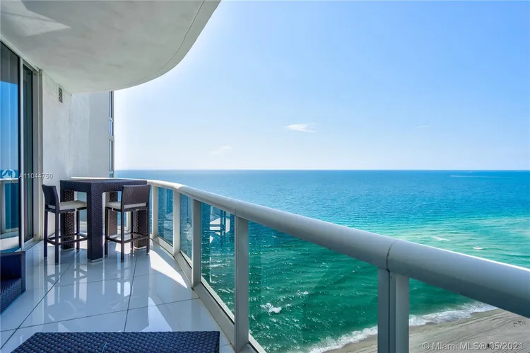 Trump Tower 1 #2202 image #16