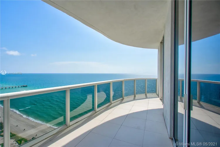 Trump Tower 1 #2202 image #19