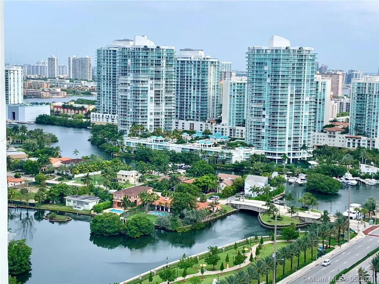 Trump Tower 1 #2202 image #21