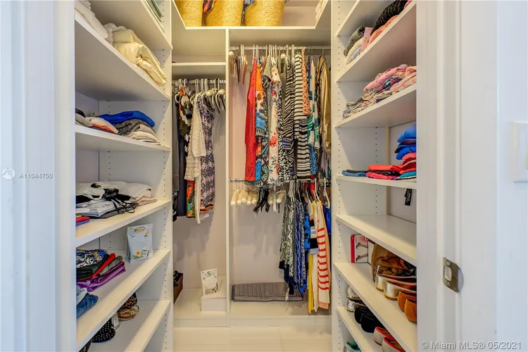 Trump Tower 1 #2202 image #22