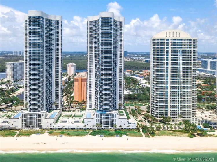 Trump Tower 1 #2202 image #36