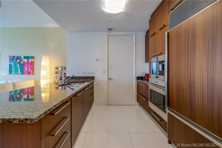 Trump Tower 1 #2202 image #6