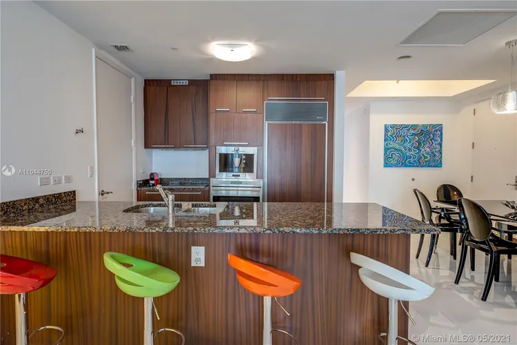 Trump Tower 1 #2202 image #9