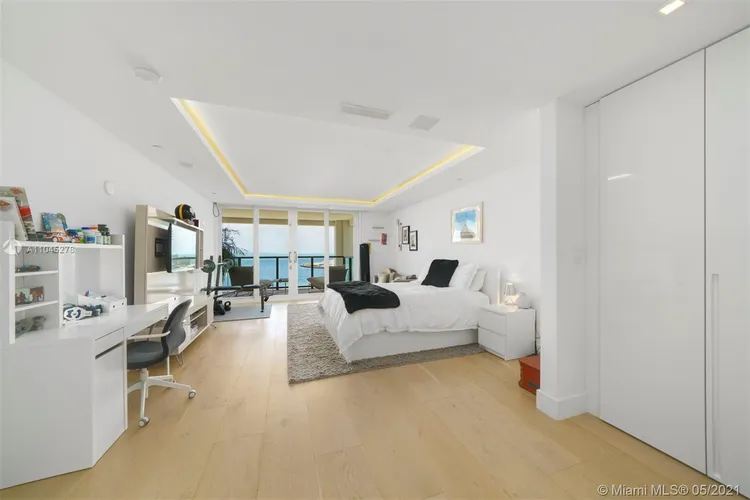 Residences at Vizcaya #504 image #10