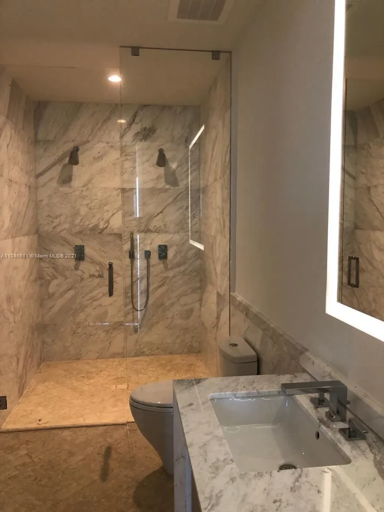 Park Grove Club Residences #1602 image #10