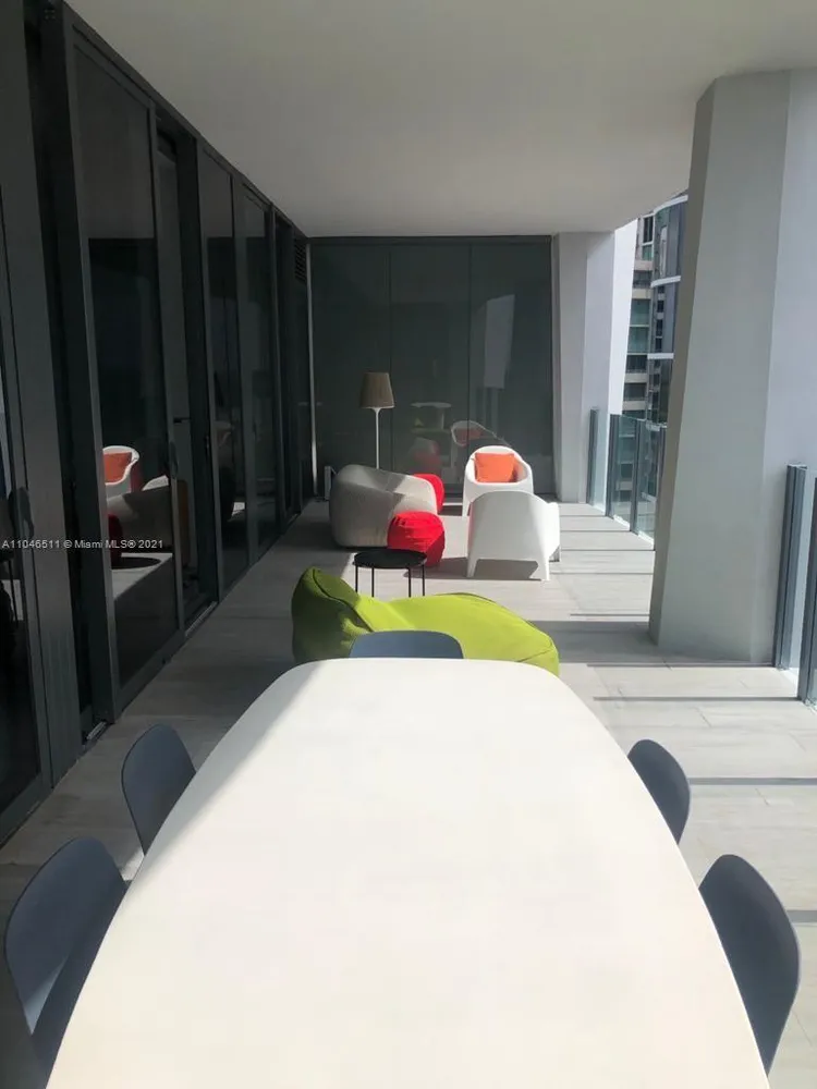 Park Grove Club Residences #1602 image #13