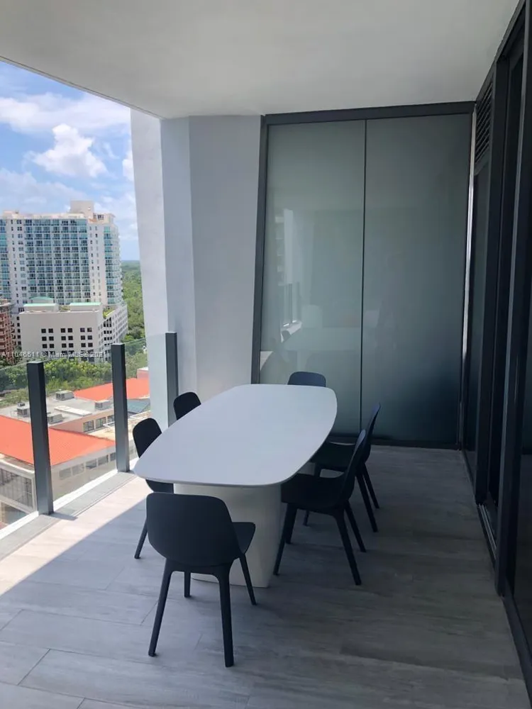 Park Grove Club Residences #1602 image #14