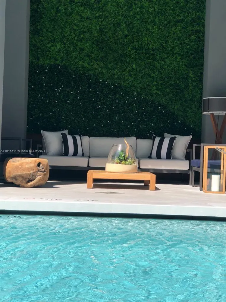 Park Grove Club Residences #1602 image #21