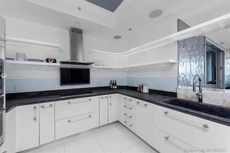 Continuum I South #3002 image #15