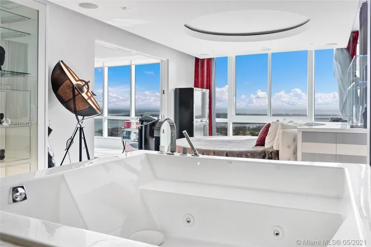 Continuum I South #3002 image #30