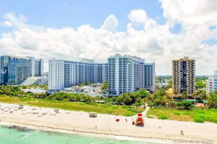 1 Hotel & Homes #1412 image #14