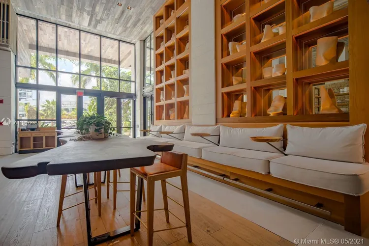 1 Hotel & Homes #1412 image #18