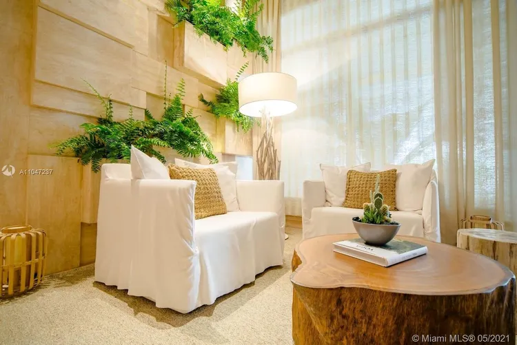 1 Hotel & Homes #1412 image #19