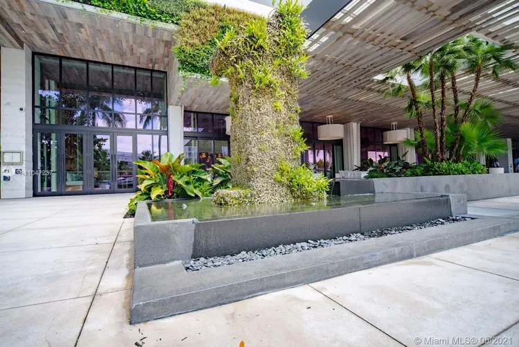 1 Hotel & Homes #1412 image #24