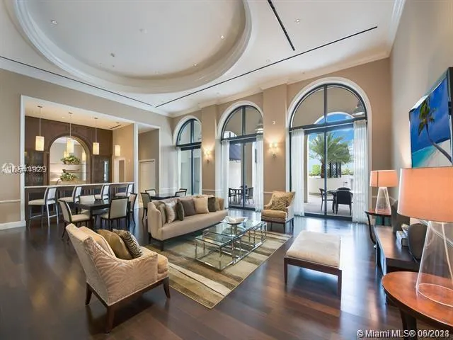 1300 Ponce #702 image #32