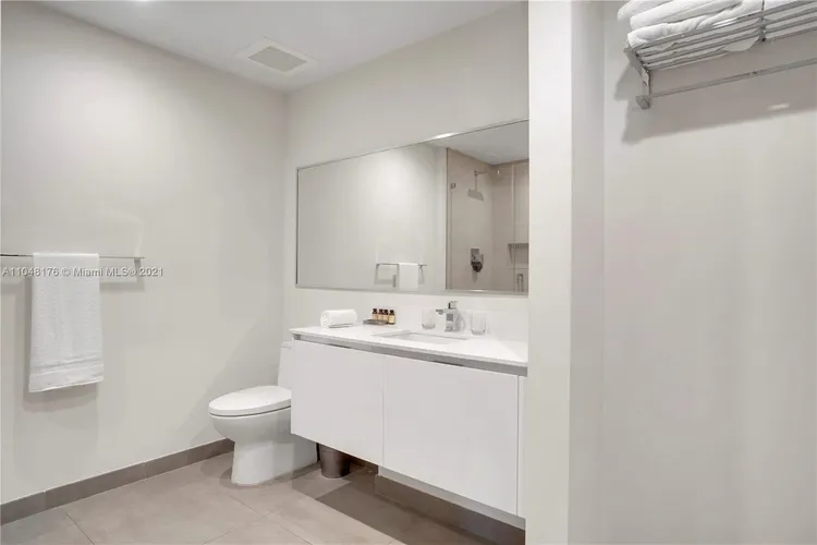 Costa Hollywood #S317 image #26