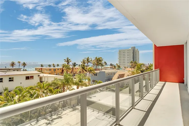 Costa Hollywood #S317 image #27