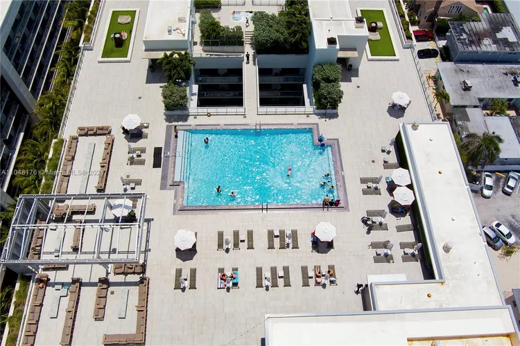 Costa Hollywood #S317 image #9