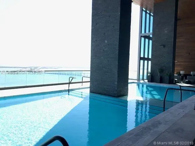 Echo Brickell #902 image #18