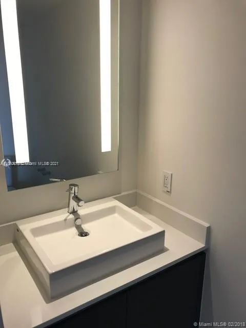 Echo Brickell #902 image #22