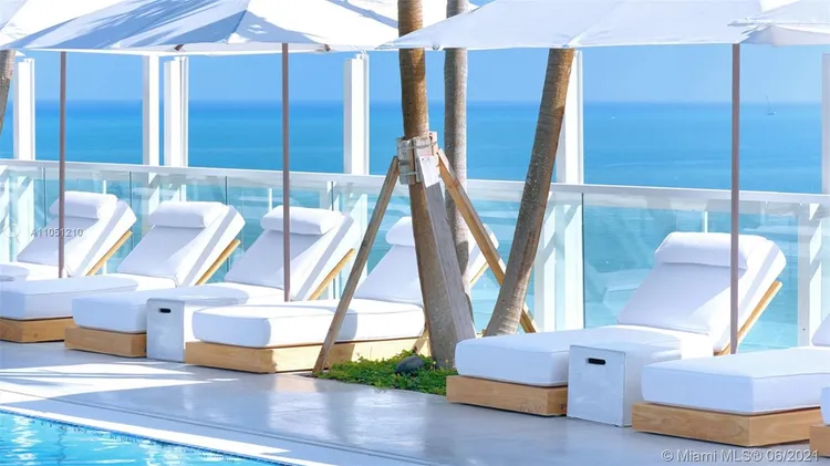 1 Hotel & Homes #PH-1620 image #27