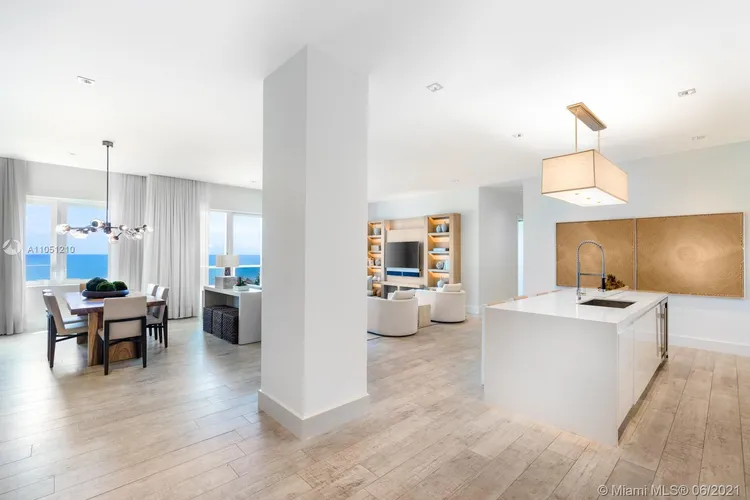 1 Hotel & Homes #PH-1620 image #8