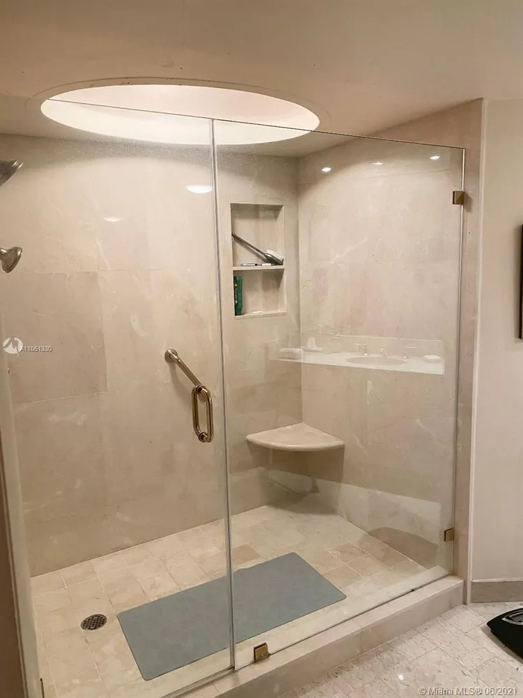 Towers of Key Biscayne #C505 image #11