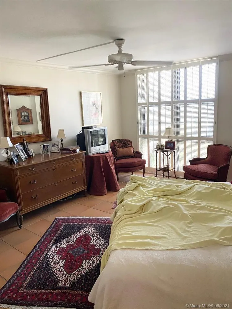 Towers of Key Biscayne #C505 image #15