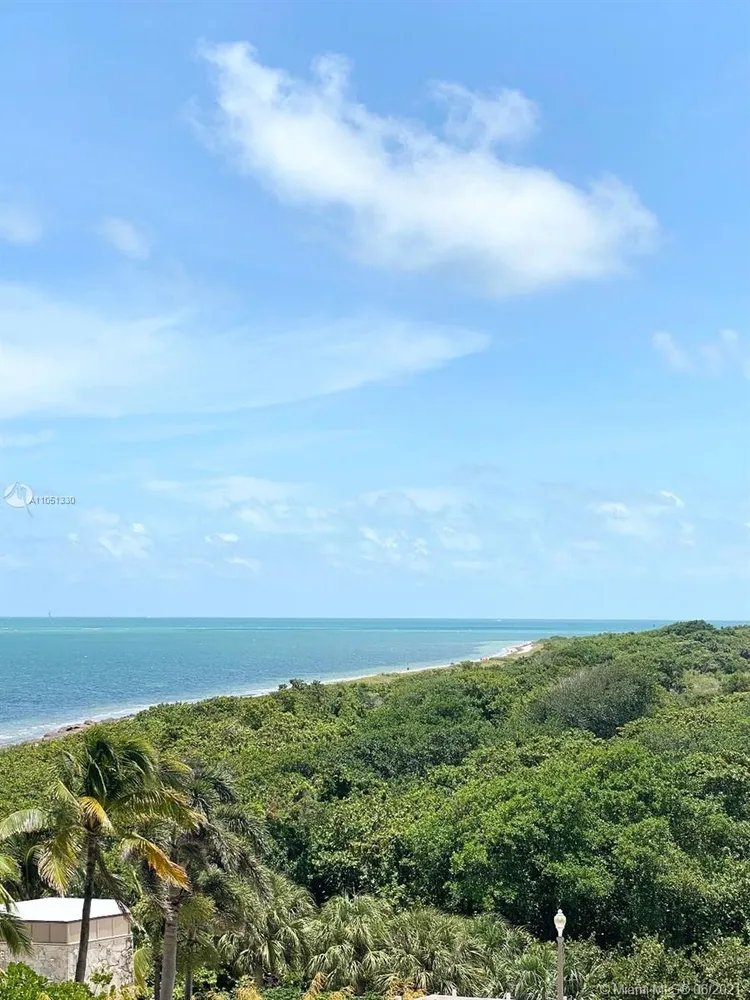 Towers of Key Biscayne #C505 image #23
